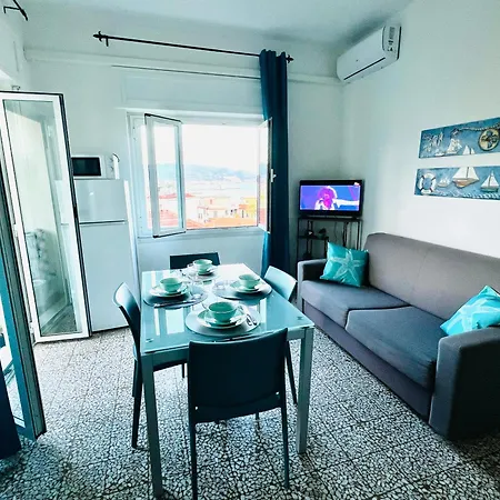 Londra - Bilocale Vista Mare Apartment