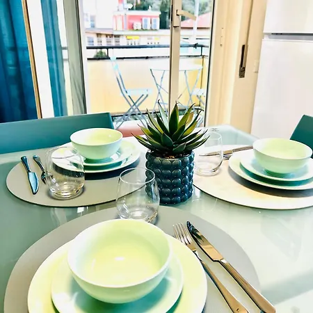 Londra - Bilocale Vista Mare Diano Marina