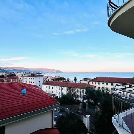 Londra - Bilocale Vista Mare Apartment