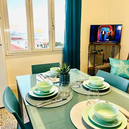 Londra - Bilocale Vista Mare *